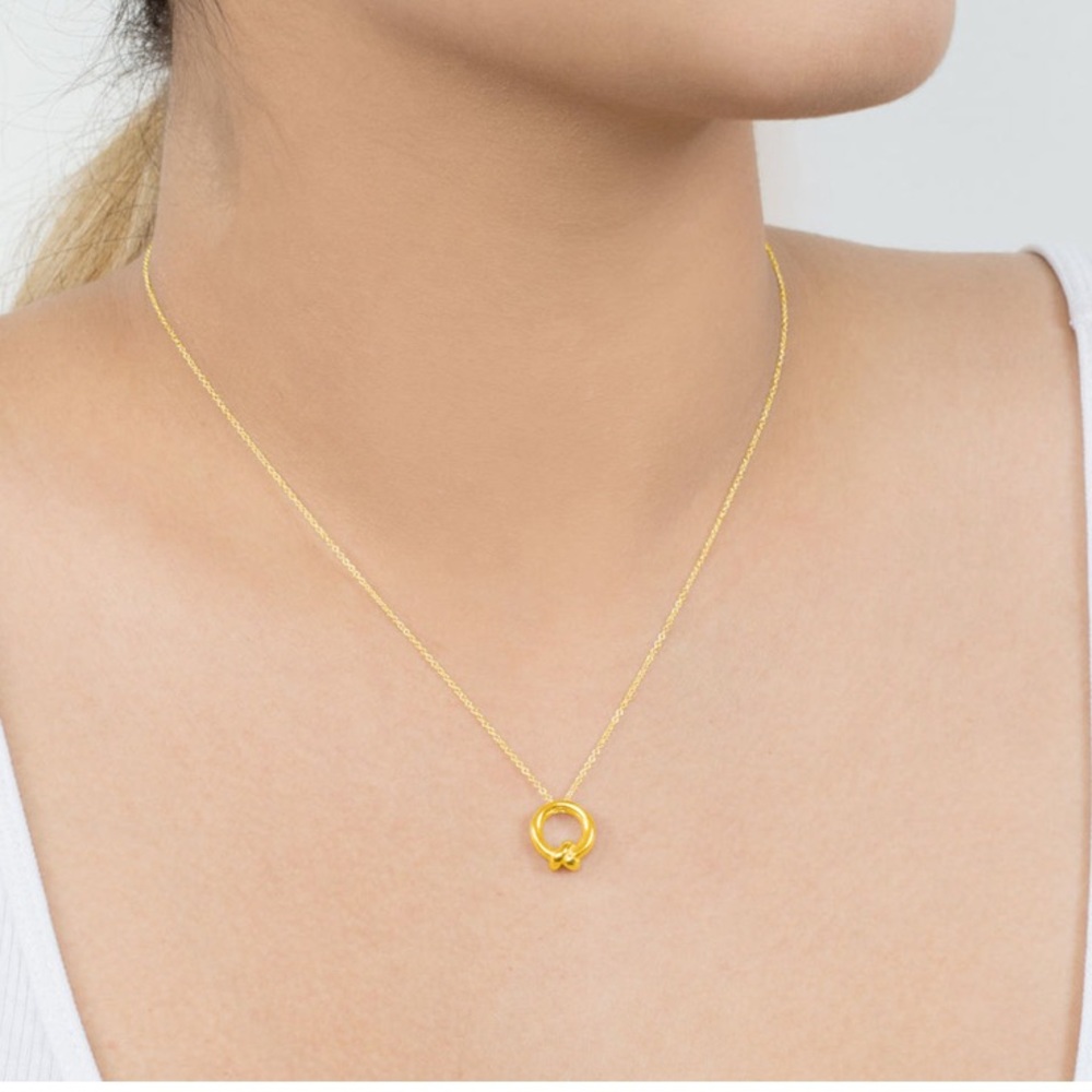 Dogeared friendship knot necklace